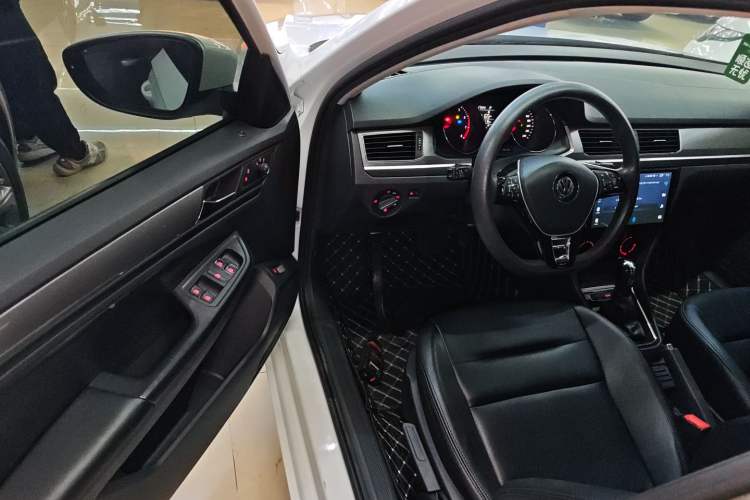 Used Volkswagen Bora 2019 Facelift Bora·Legend 1.5L Automatic Fashion Edition China VI Standard
