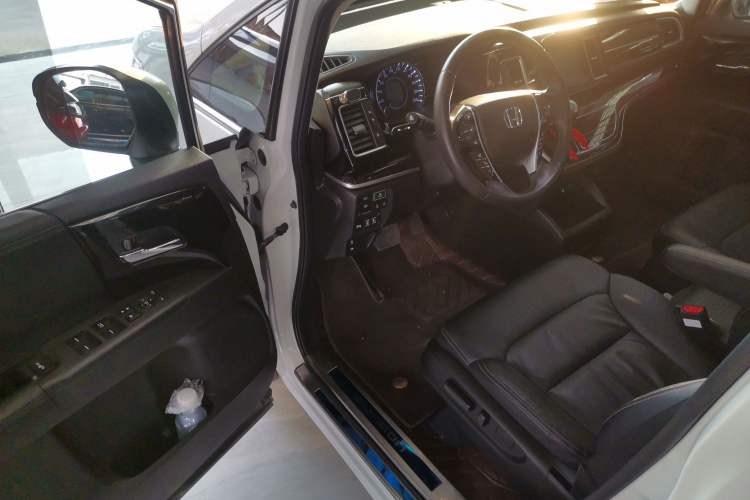 Used Honda Elysion 2019 2.0L Hybrid Luxury Edition