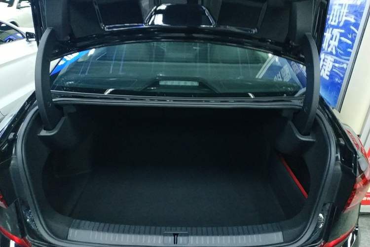 Used Volkswagen Passat 2024 330TSI Starry Elite Edition
