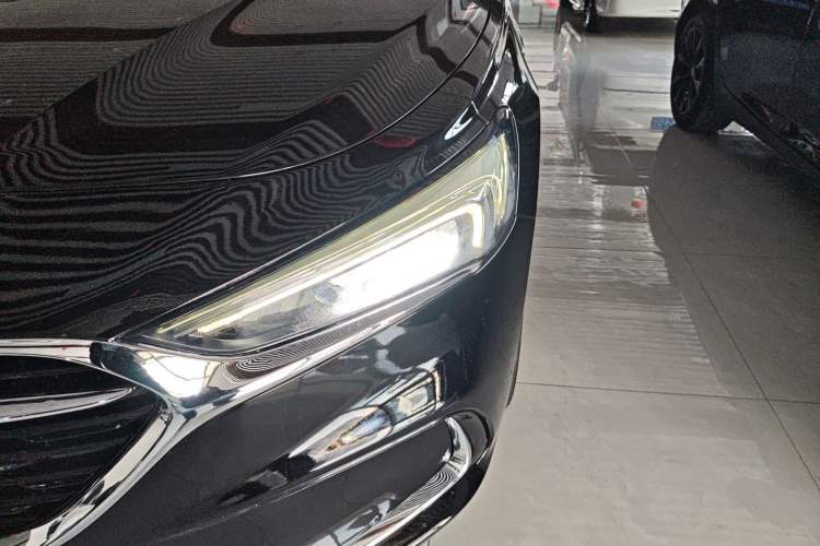 Used Buick LaCrosse 2022 552T Luxury Version
