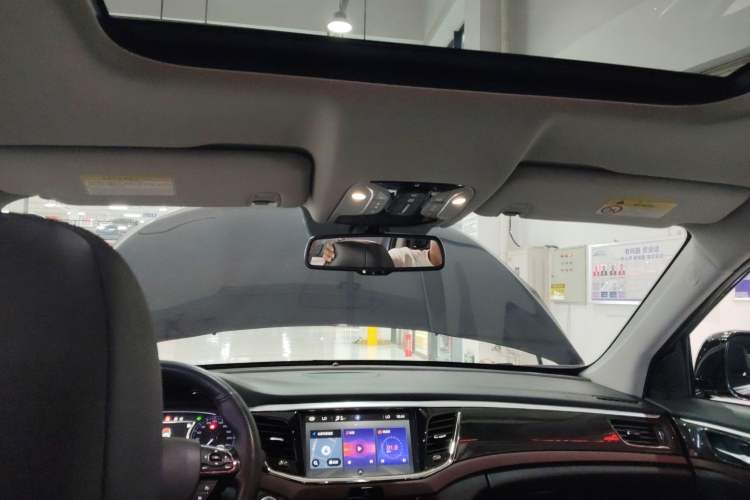 Used GAC Trumpchi GS8 2017 320T Four-Wheel Drive Luxury Smart Connectivity Version (7 Seats)
