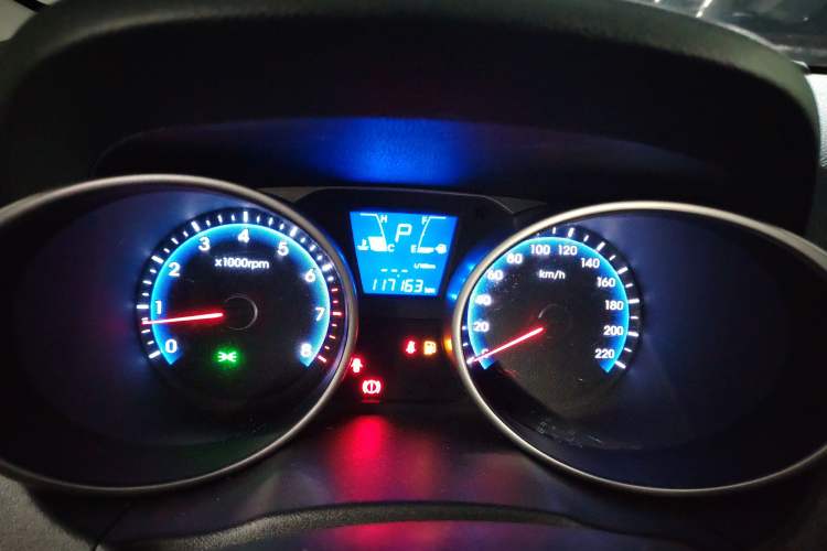 Used Hyundai ix35 2015 2.0L Automatic 2WD Smart Version China V Standard
