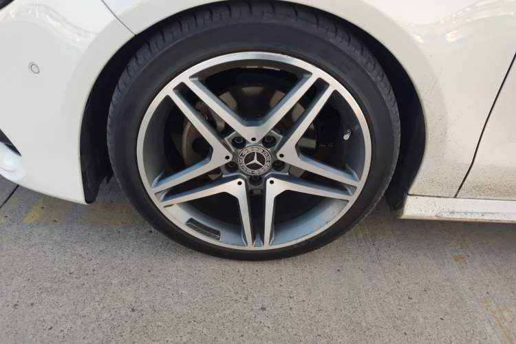 Used Mercedes-Benz CLA 2016 Facelifted CLA 200 Stylish Edition
