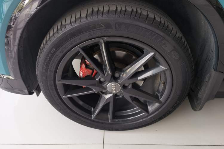 Used Audi Q2L 2018 35 TFSI Launch Exclusive Edition China V