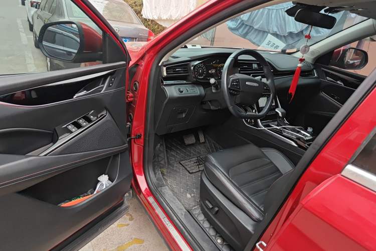 Used SAIC MAXUS D60 2019 1.5T Automatic Comfort Edition 5 Seats