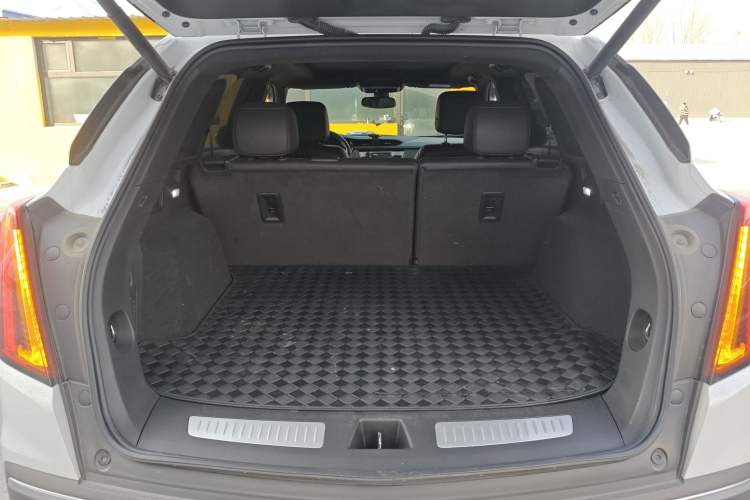 Used Cadillac XT5 2023 2.0T Two-Wheel-Drive Fashion Edition