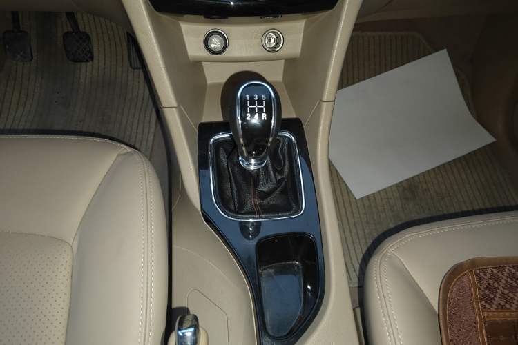 Used Baojun 730 2016 1.5L Manual Comfort Version 7 Seats China V Emission Standard
