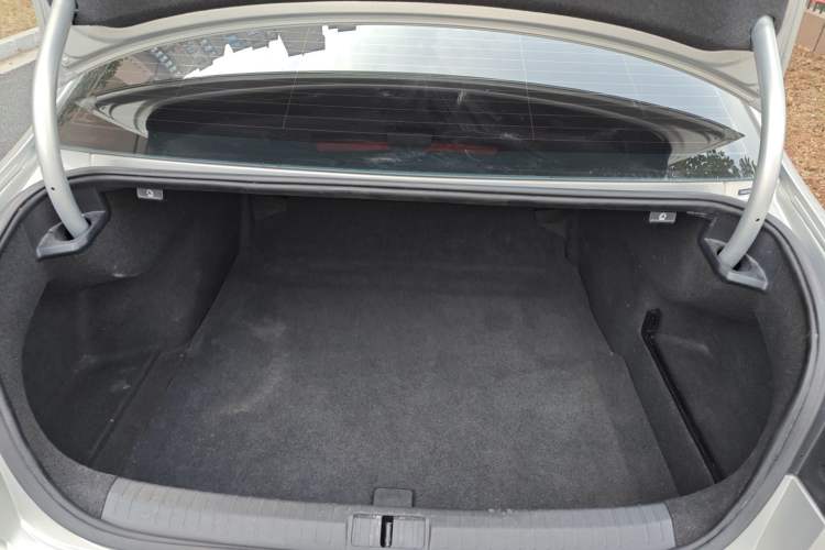 Used Volkswagen Magotan 2019 330TSI DSG Leading Edition China V Standard
