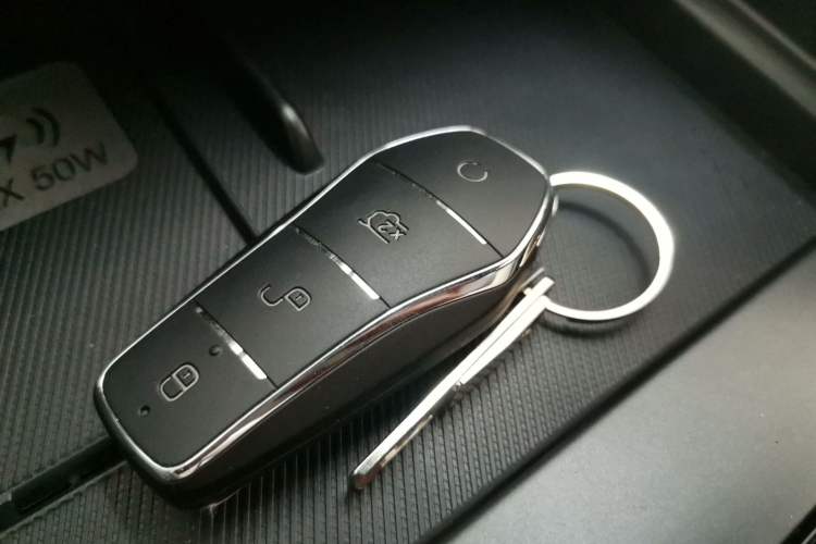 Used BYD Song PLUS New Energy 2025 EV Intelligent Driving Version 520km Premium Model