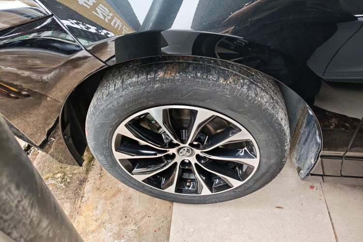 Used Toyota Avalon 2023 2.0L Premium Edition