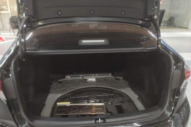 Used Toyota Levin 2022 Dual-Motor 1.8H E-CVT Sport Edition
