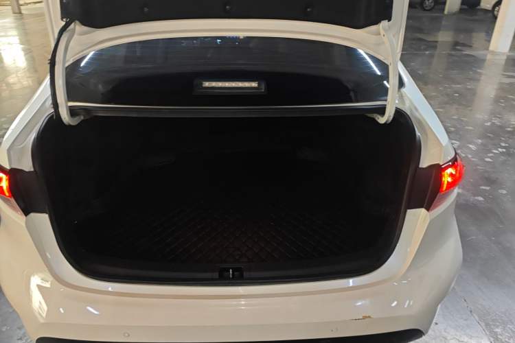 Used Toyota Levin 2019 185T CVT Sport Edition China VI Standard
