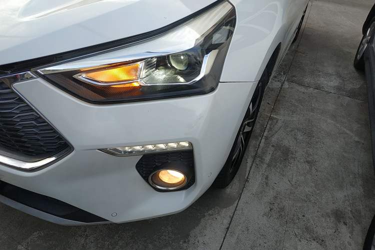 Used Haval H6 Coupe 2018 Red-Label 1.5T Automatic Two-Wheel Drive Ultra-Luxury Model
