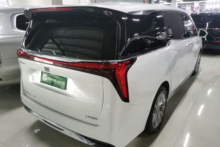 Used Buick Century 2023 2.0T Six-Seater Yinshi Edition
