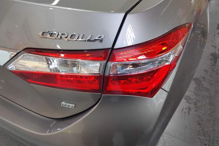 Used Toyota Corolla 2014 1.6L CVT GLX-i