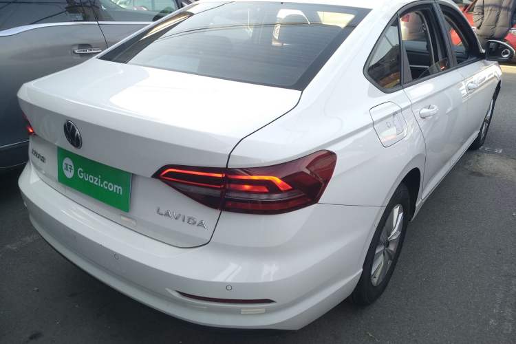 Used Volkswagen Lavida 2021 1.5L Automatic Fashion Edition
