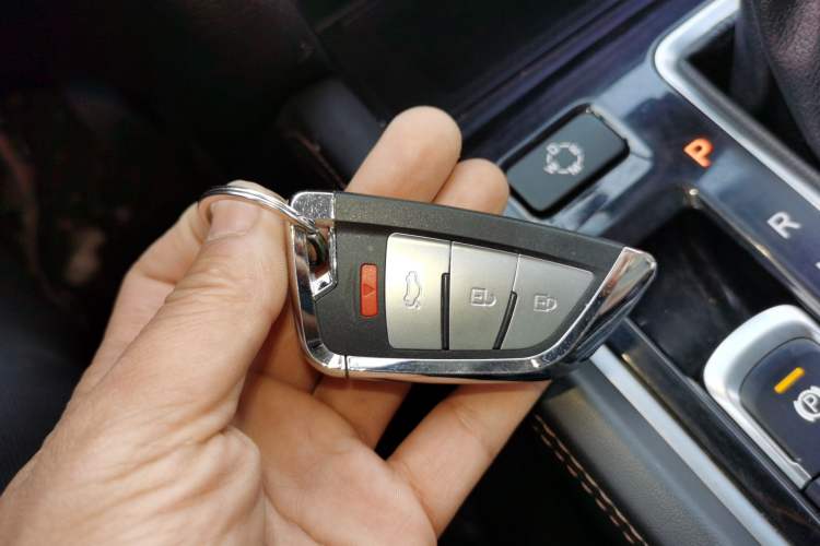 Used GAC Trumpchi GS8 2019 390T Two-Wheel Drive Luxury Smart Connectivity Version (7 Seats)
