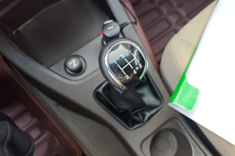 Used Wuling Hongguang 2014 1.5L S Standard Version
