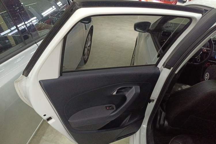 Used Volkswagen Polo 2018 1.5L Automatic Enjoyment Model
