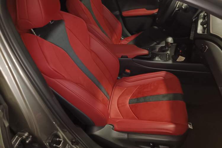 Used Lexus UX 2020 260h F SPORT Version