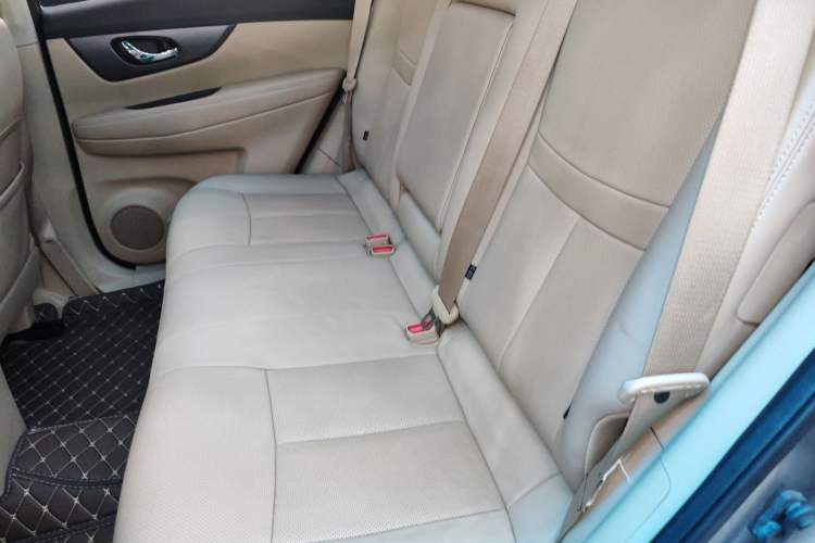 Used Nissan X-Trail 2014 2.0L CVT Comfort Edition 2WD
