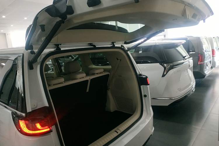 Used VOYAH Dream 2022 Low-Carbon Edition Dream+ Smart Enjoyment Package