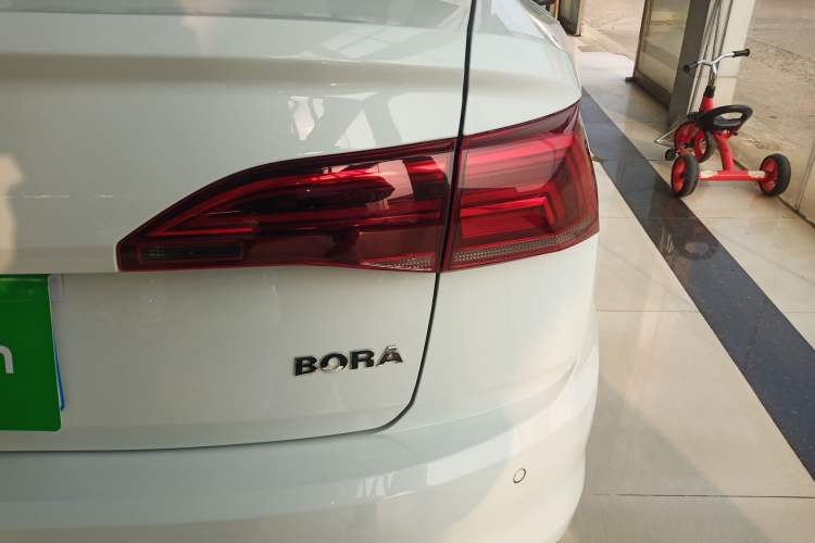 Used Volkswagen Bora 2020 1.5L Automatic Elite Version
