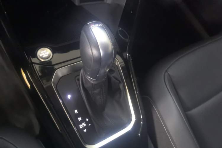 Used Volkswagen T-ROC 2020 280TSI DSG Two-Wheel Drive Comfort Version