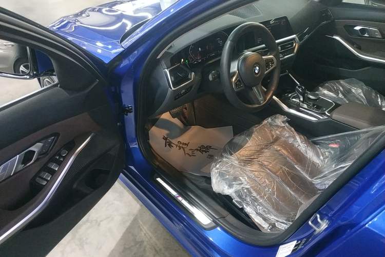 Used BMW 3 Series 2021 Second Facelift 325Li M Sport Package