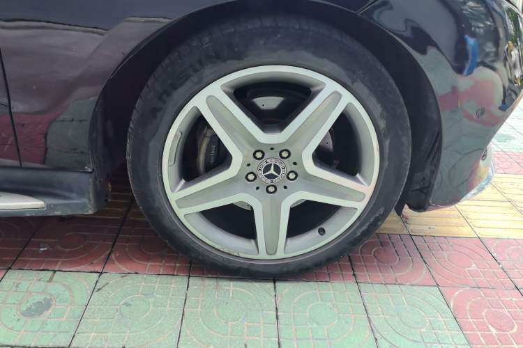 Used Mercedes-Benz GLE 2017 GLE 400 4MATIC
