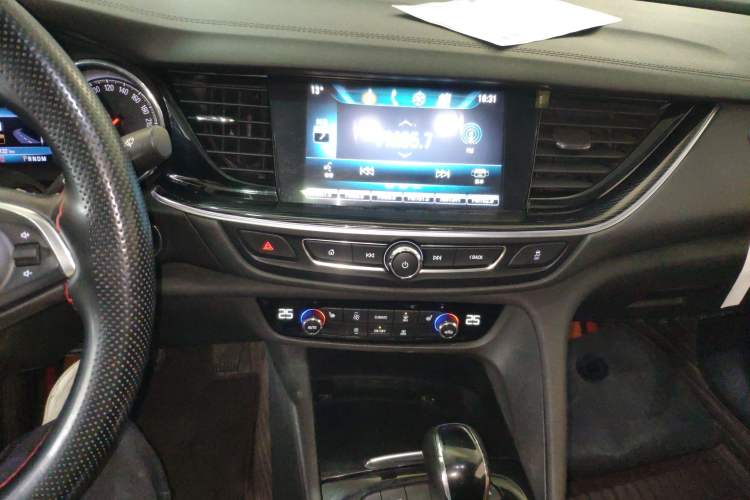 Used Buick Regal 2019 20T Elite Version China VI Standard
