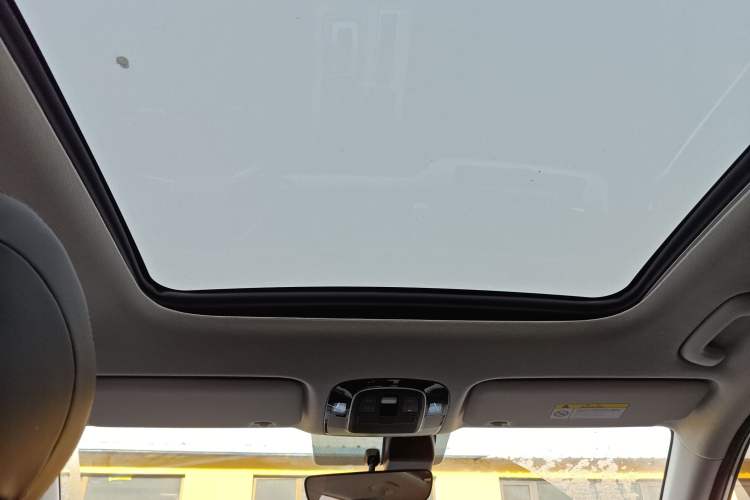 Used Hyundai ix35 2023 Musso 2.0L Deluxe Edition DLX
