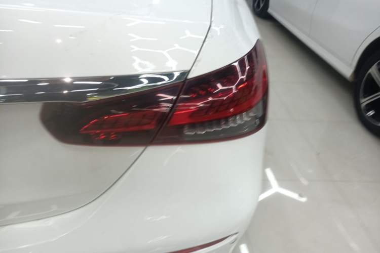 Used Mercedes-Benz E-Class 2021 E 300 L Sporty and Stylish Model