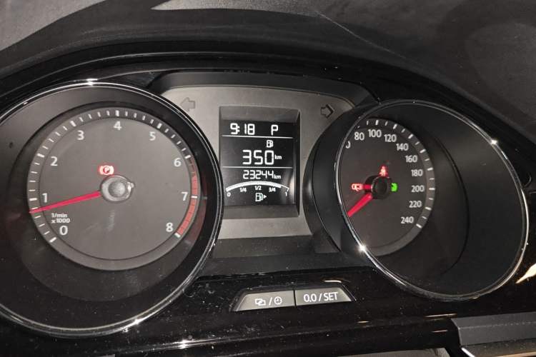 Used Volkswagen C-TREK 2018 1.5L Automatic Comfort Model
