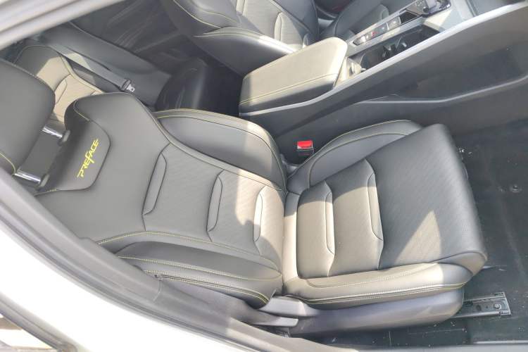 Used Geely Auto Preface 2023 1.5TD Fuyao Version