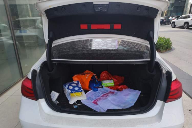 Used BMW 3 Series 2019 320i M Sport Package
