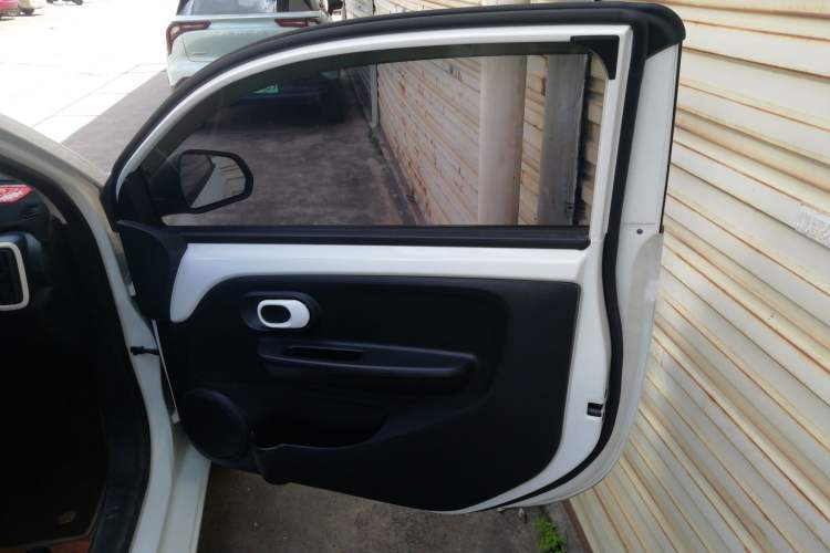 Used Roewe Clever 2022 311km QiQi BoBo Edition
