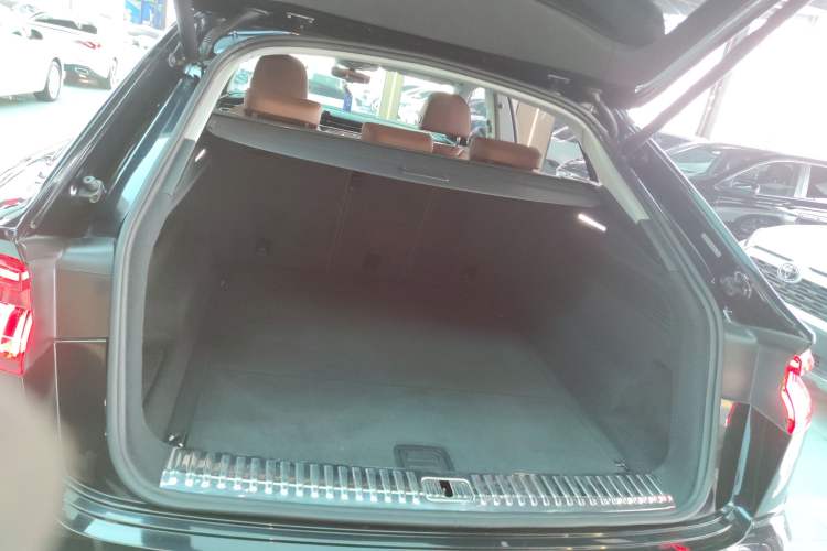 Used Audi Q8 2019 45 TFSI Luxury Prestige Edition
