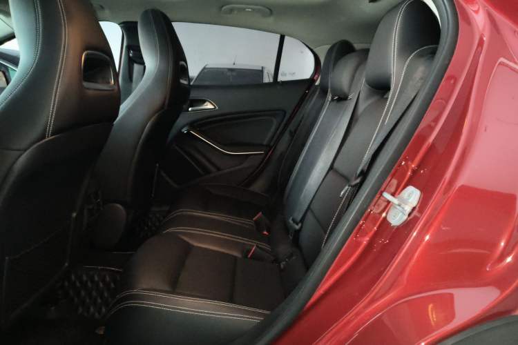 Used Mercedes-Benz GLA 2017 GLA 200 Fashion Model