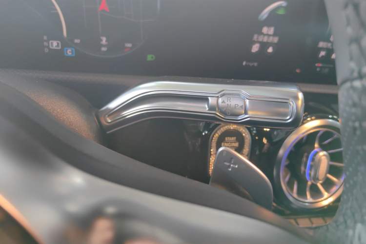 Used Mercedes-Benz A-Class 2020 Restyled A 200 L Sport Sedan Fashion Version
