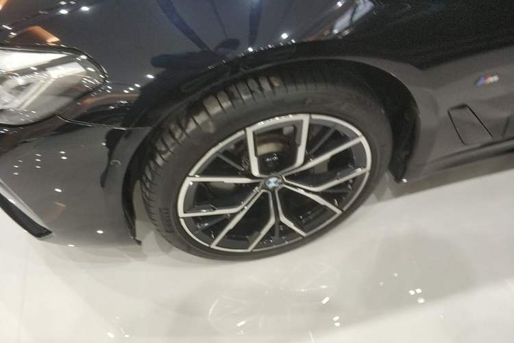 Used BMW 5 Series 2021 530Li Leading Model M Sport Package