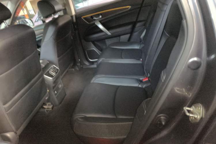 Used Honda Avancier 2017 240TURBO Two-Wheel Drive Premium Edition
