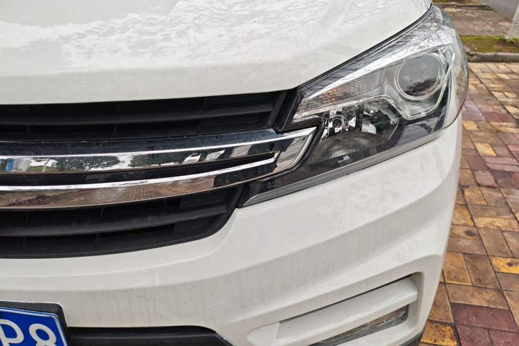 Used Dongfeng Fengon S560 2018 1.8L Manual Urban Model 7 Seats