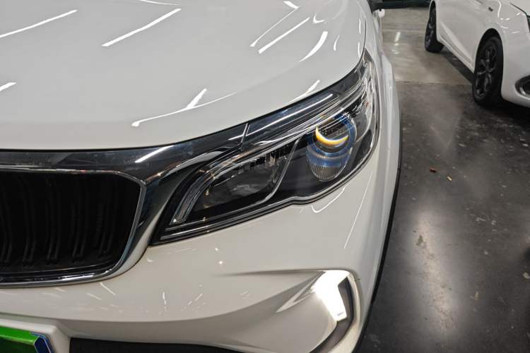 Used Geely Auto Vision X3 2021 PRO 1.5L CVT Deluxe Model
