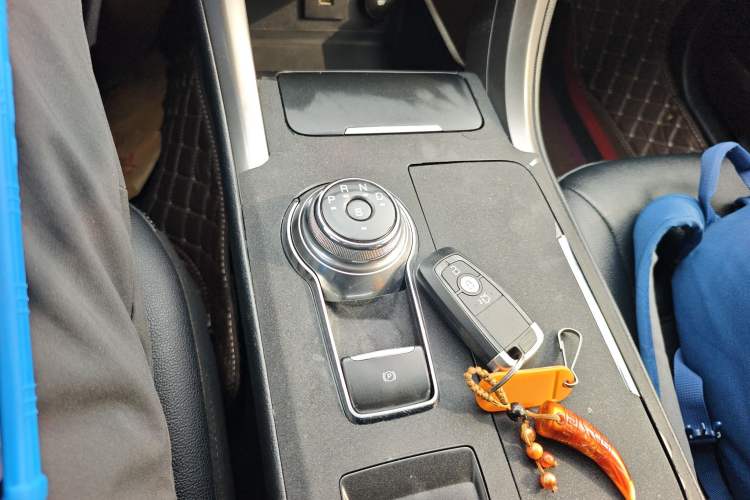 Used Ford Mondeo 2018 EcoBoost 180 Smart Control Fashion Model China VI Standard
