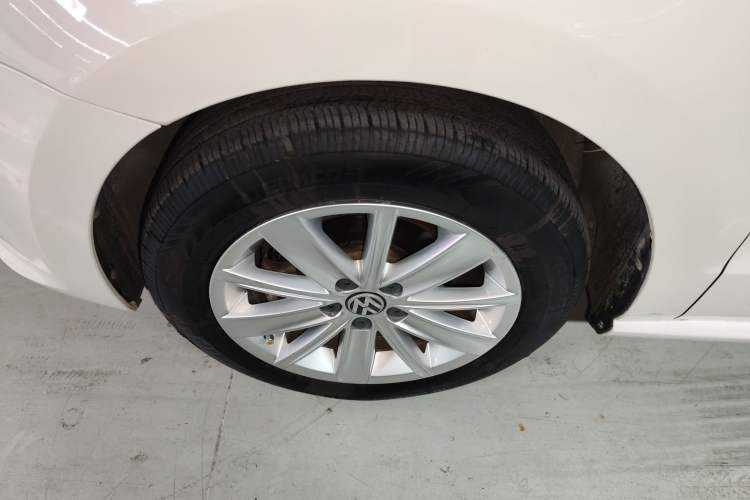 Used Volkswagen Polo 2014 1.6L Automatic Comfort Edition