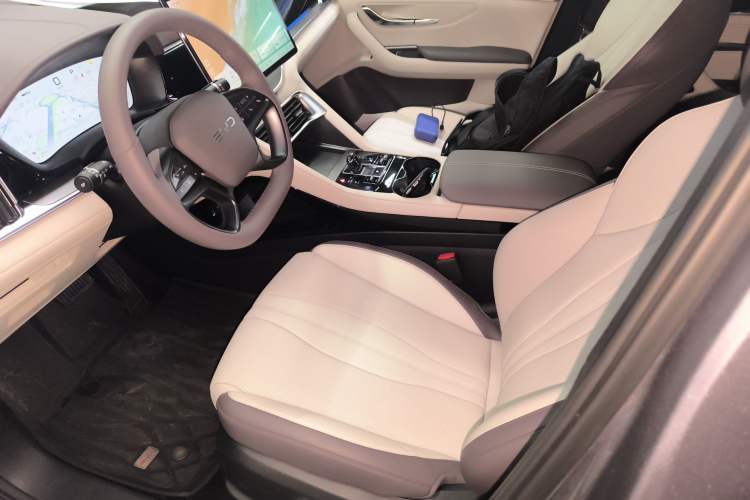 Used BYD Song PLUS New Energy 2025 DM-i 112KM Prestige Model