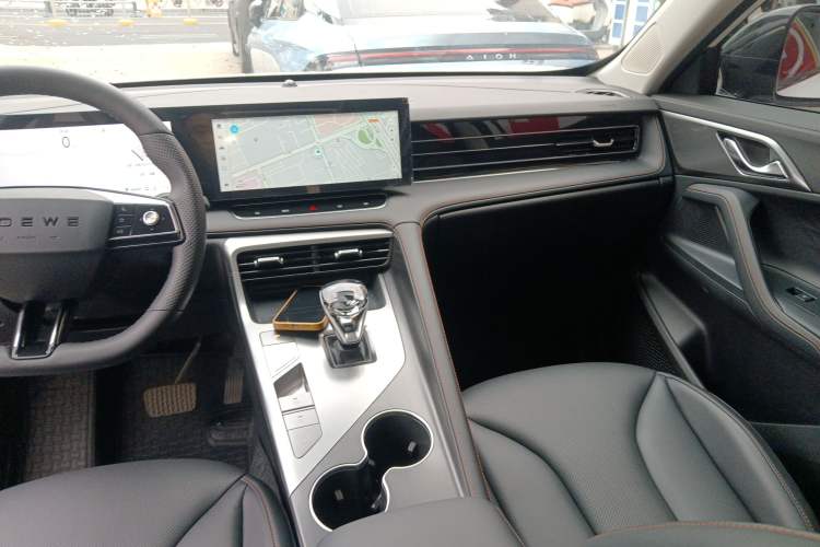 Used Roewe RX5 New Energy 2023 eRX5 Super Hybrid Premium Edition
