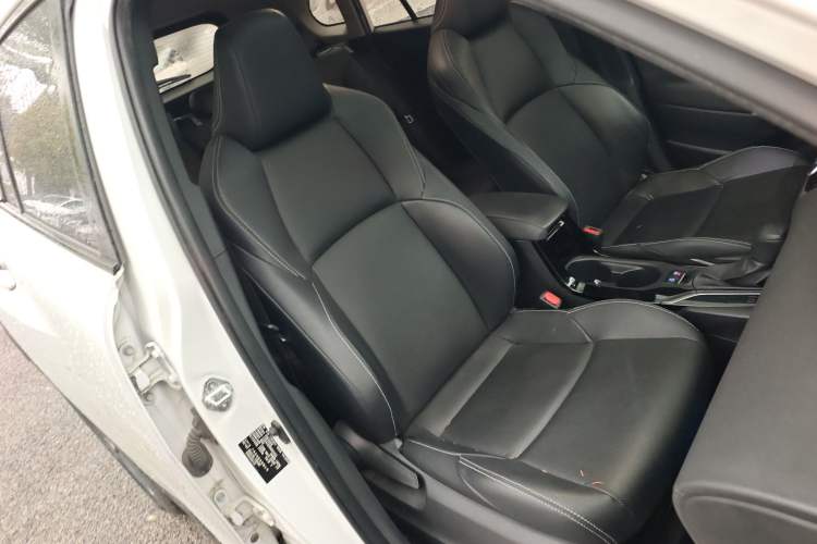 Used Toyota FRONTLANDER 2022 2.0L CVT Luxury PLUS Edition