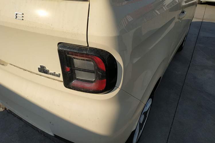 Used  Panda 2025 210 km – Yuanqi Bear
